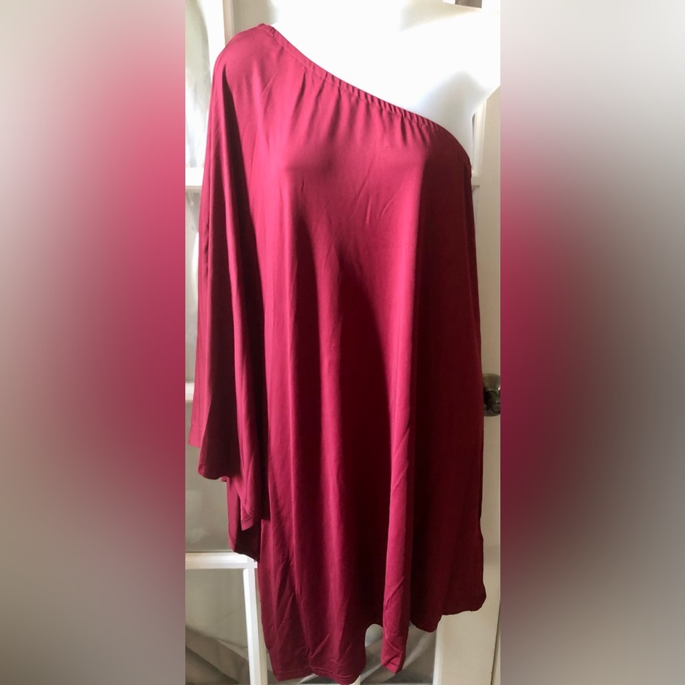 Womens one shoulder batwing burgundy red mini dress in size 2XL